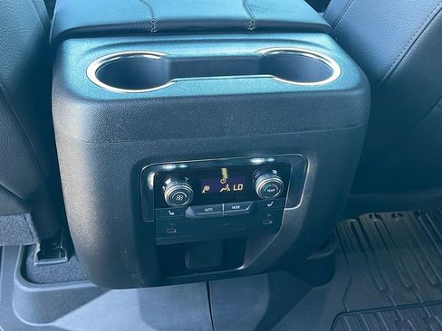New 2026 GMC Yukon Denali w/ Sun & Power Step Package AWD/4WD image 18