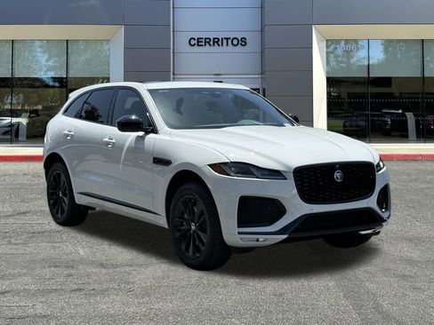 New 2026 Jaguar F-PACE R-Dynamic S image 3