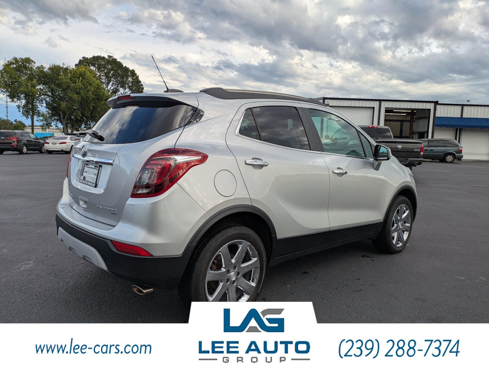 Used 2017 Buick Encore Essence w/ Experience Buick Package AWD/4WD image 3