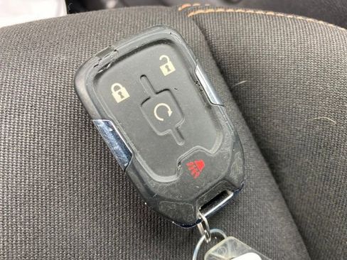 Certified 2019 GMC Terrain SLE w/ Driver Convenience Package image 24