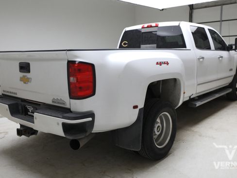 Used 2019 Chevrolet Silverado 3500 High Country w/ Duramax Plus Package AWD/4WD image 4