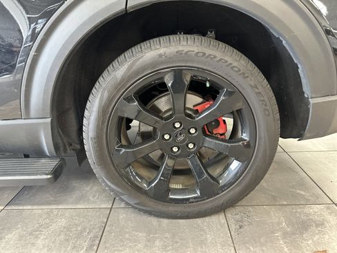 Used 2024 Ford Explorer ST w/ Equipment Group 401A image 6