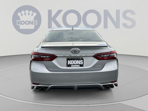 Used 2023 Toyota Camry XSE FWD image 10