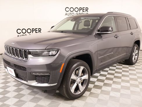 Used 2021 Jeep Grand Cherokee L Limited image 11