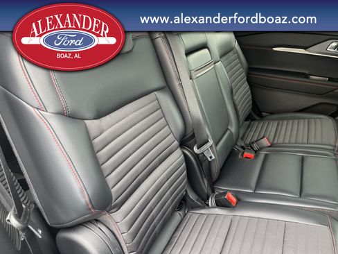 Used 2025 Ford Explorer ST-Line RWD image 19