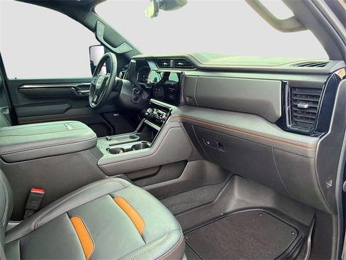 Used 2025 GMC Sierra 2500 AT4 w/ AT4 Premium Plus Package image 13