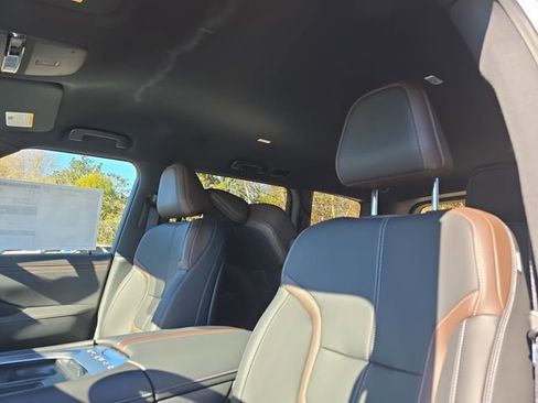 New 2026 Nissan Armada SL w/ Captain's Chari Seat Package image 13