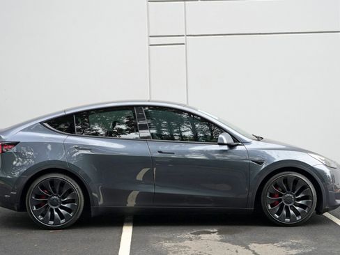 Used 2022 Tesla Model Y Performance AWD/4WD image 53
