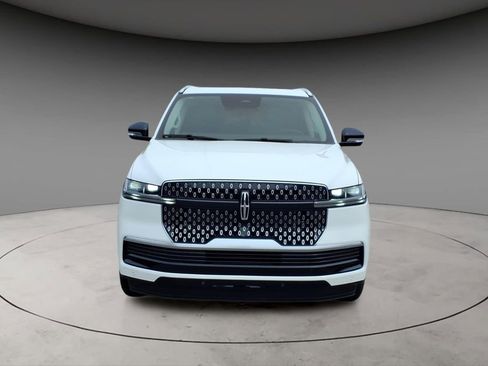 New 2026 Lincoln Navigator Reserve AWD/4WD image 15
