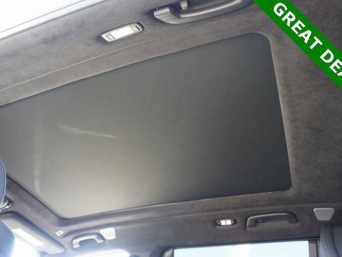 Used 2024 BMW X7 M60i w/ Executive Package image 36