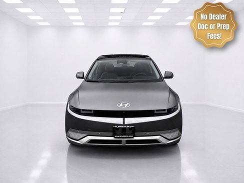 Used 2023 Hyundai Ioniq 5 Limited w/ Cargo Package AWD/4WD image 3
