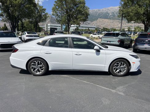 Certified 2023 Hyundai Sonata SEL FWD image 6