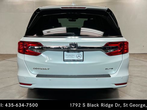 Used 2020 Honda Odyssey Elite image 4