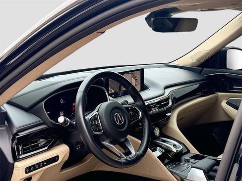 Used 2023 Acura MDX SH-AWD w/ Advance Package image 9