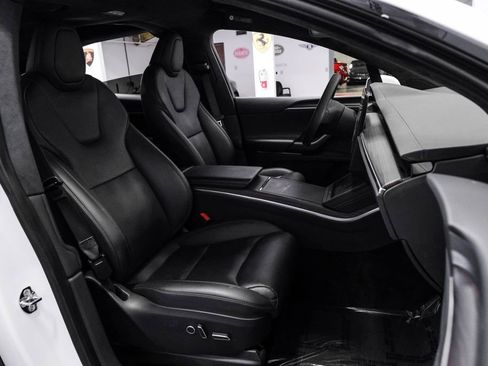 Used 2023 Tesla Model X image 38