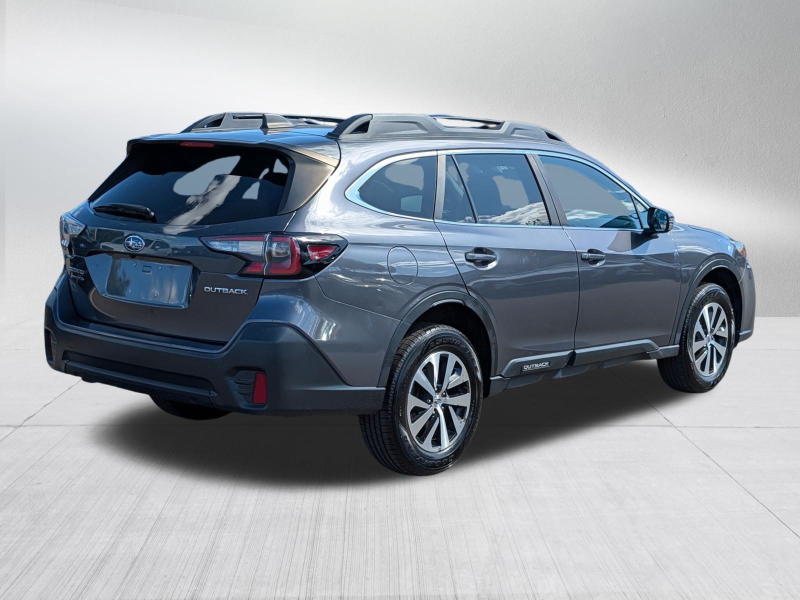 Used 2022 Subaru Outback Premium AWD/4WD image 7