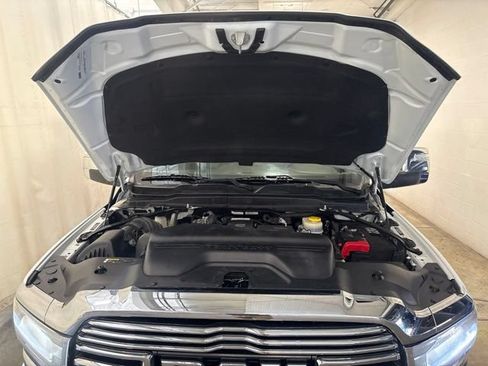 Used 2023 RAM 2500 Laramie AWD/4WD image 8