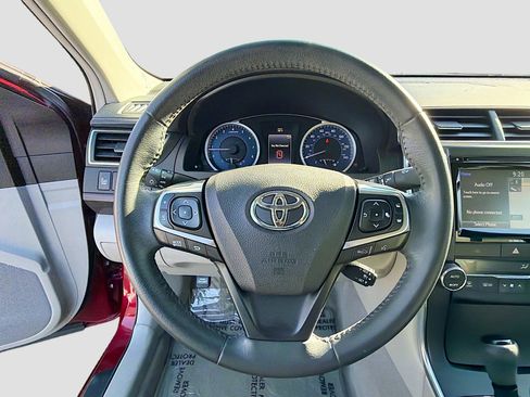 Used 2017 Toyota Camry XLE w/ Moonroof Package image 36