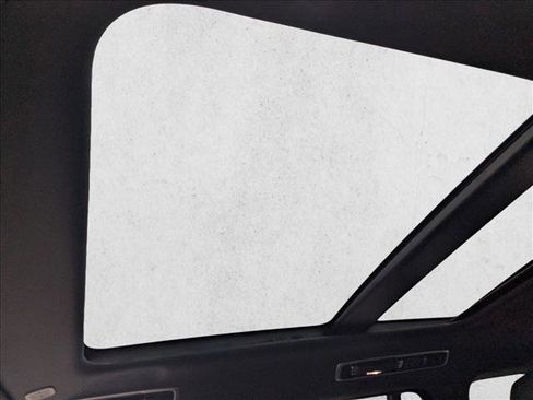 New 2025 Land Rover Range Rover SE image 5