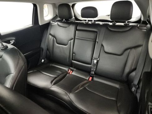 Used 2018 Jeep Compass Limited w/ Navigation Group image 28