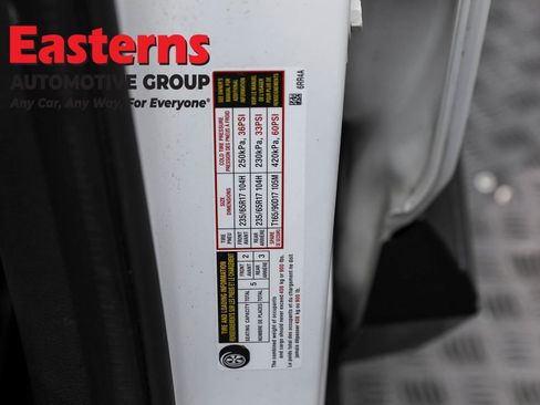 Used 2022 Nissan Rogue S image 34