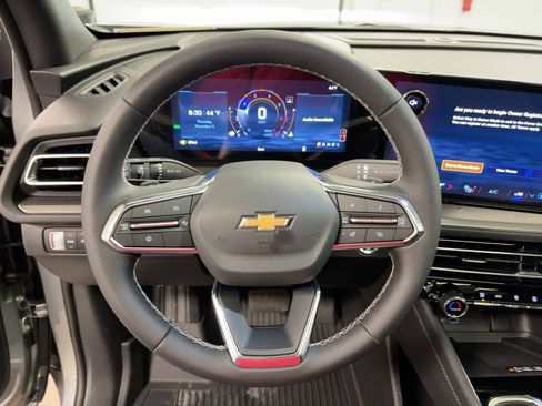 New 2026 Chevrolet Traverse LT w/ Sun and Wheel Package image 18