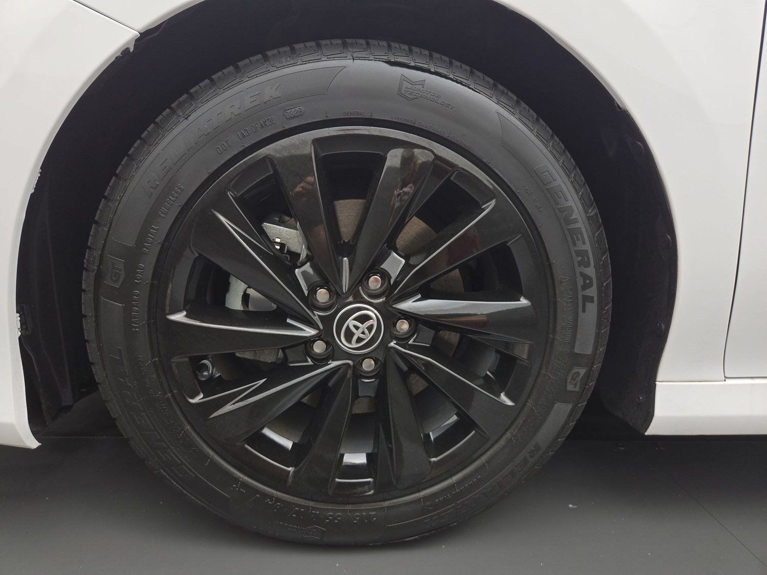 Certified 2023 Toyota Camry LE FWD image 28