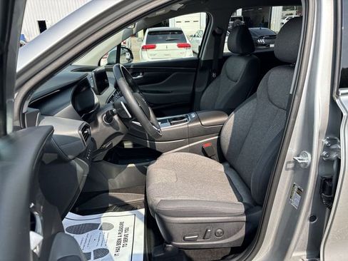 Used 2023 Hyundai Santa Fe SEL image 17