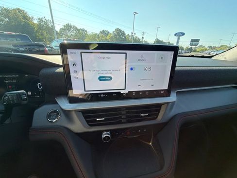 New 2027 Ford Explorer ST-Line w/ Premium Package RWD image 23