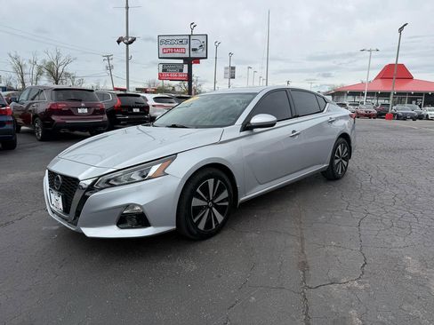 Used 2020 Nissan Altima 2.5 SL AWD/4WD image 3