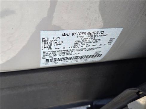 Used 2023 Lincoln Aviator 2WD w/ Class IV Trailer Tow Package image 14