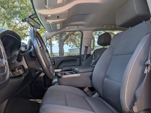 Used 2018 Chevrolet Silverado 1500 LT w/ All Star Edition image 12