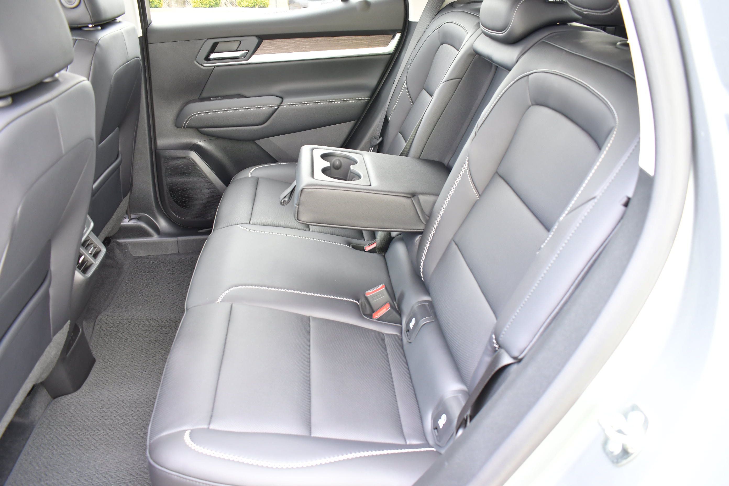 New 2027 GMC Terrain Denali AWD/4WD image 15