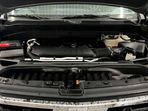 Used 2023 Chevrolet Silverado 1500 LT AWD/4WD image 28