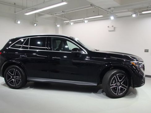Certified 2026 Mercedes-Benz GLC 300 4MATIC image 12