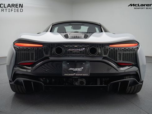 Used 2023 McLaren Artura Base image 20