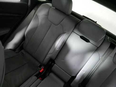 Used 2022 Audi SQ5 Premium Plus AWD/4WD image 12