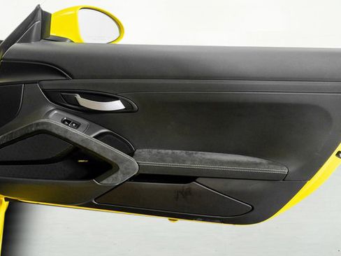 Used 2020 Porsche 718 Cayman GT4 image 37