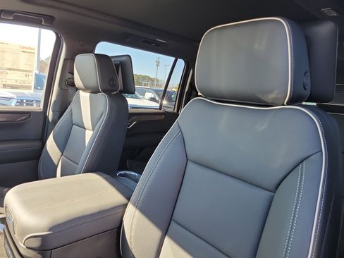 New 2026 GMC Yukon XL Elevation w/ Elevation Premium Package image 16