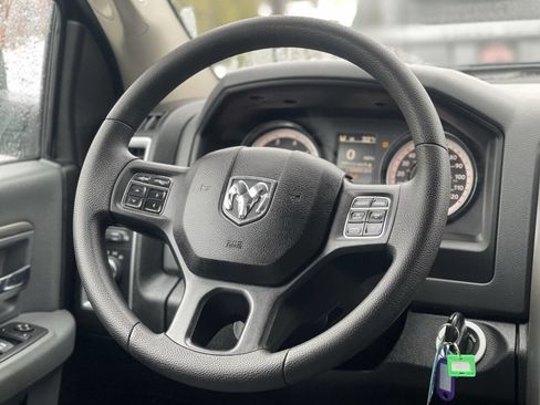 Used 2017 RAM 1500 Classic SLT image 21