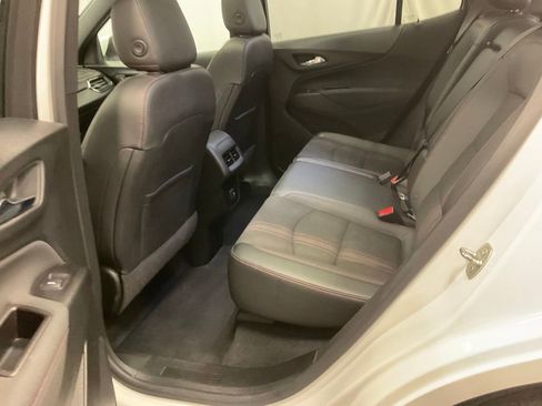 Used 2022 Chevrolet Equinox RS AWD/4WD image 29