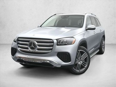 Certified 2026 Mercedes-Benz GLS 450 4MATIC image 2