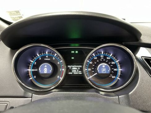 Used 2013 Hyundai Sonata Limited w/ Premium Pkg FWD image 12
