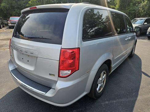 Used 2011 Dodge Grand Caravan Mainstreet w/ PWR Convenience Group FWD image 9