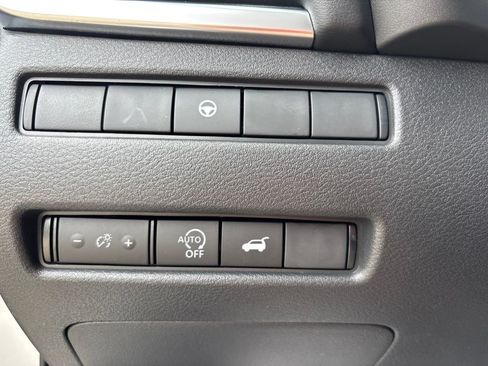 Certified 2023 Nissan Rogue SV w/ SV Premium B Package AWD/4WD image 22