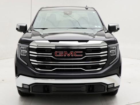 Used 2025 GMC Sierra 1500 SLT image 5