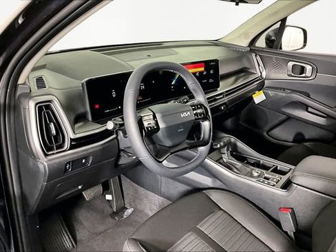 New 2026 Kia Sorento LX image 8