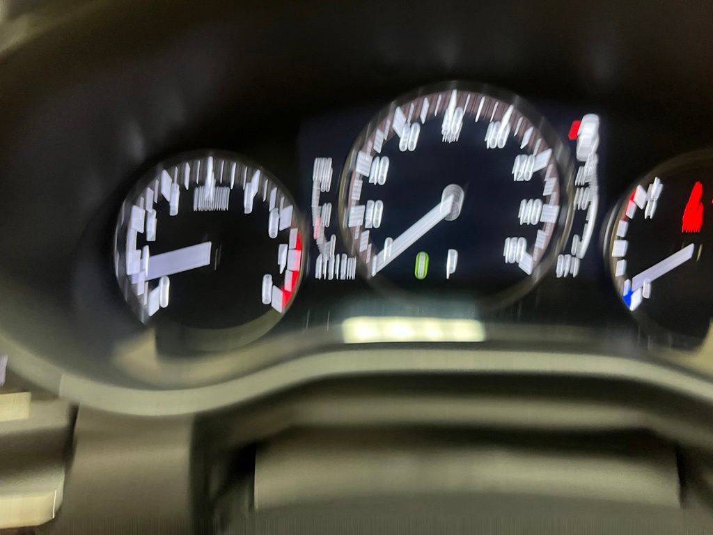 Used 2025 MAZDA MAZDA3 s FWD image 24