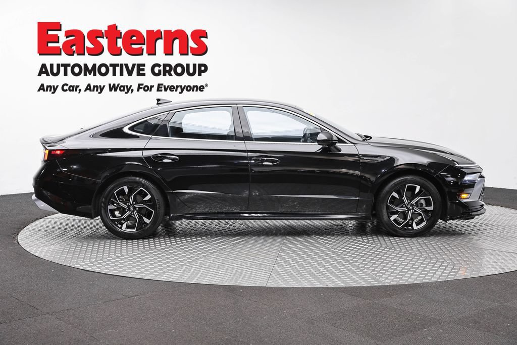 Used 2025 Hyundai Sonata SEL FWD image 5