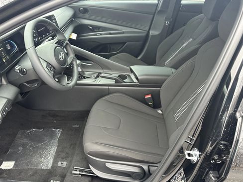 New 2026 Hyundai Elantra Sport FWD image 21